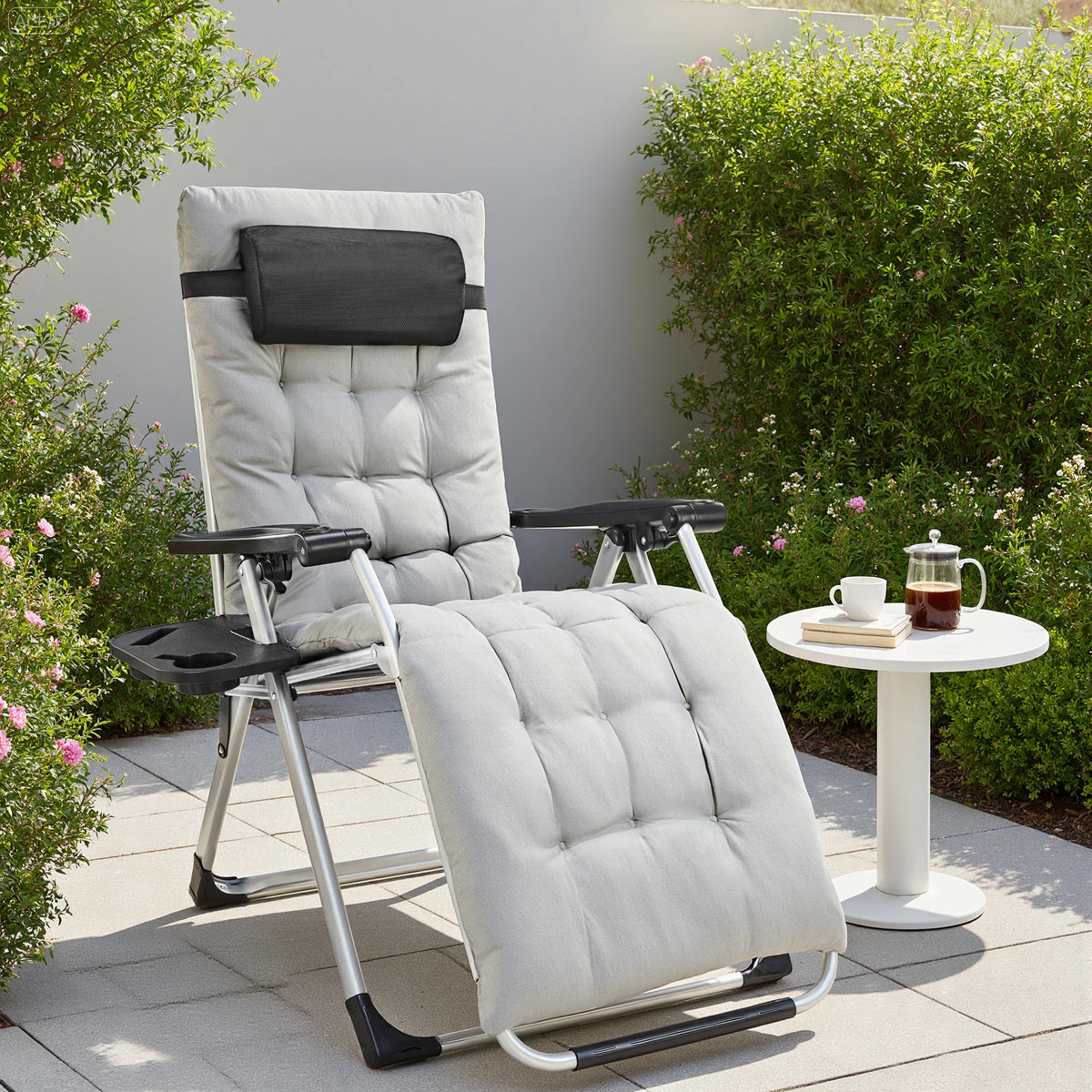 JHK Zero Gravity Outdoor Recliner With Cup Holder And Pillow