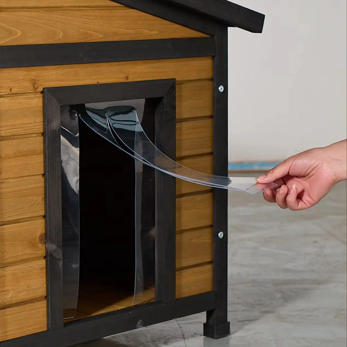 Outdoor Natural Wood Dog House Double Door Waterproof Kennel For Pets